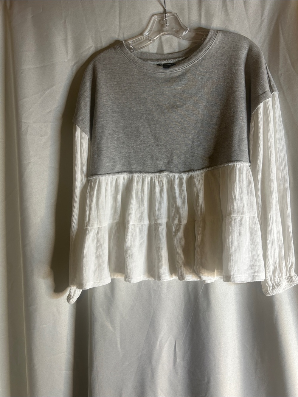 Versona Tiered Popover Contrast Knit Peplum Top